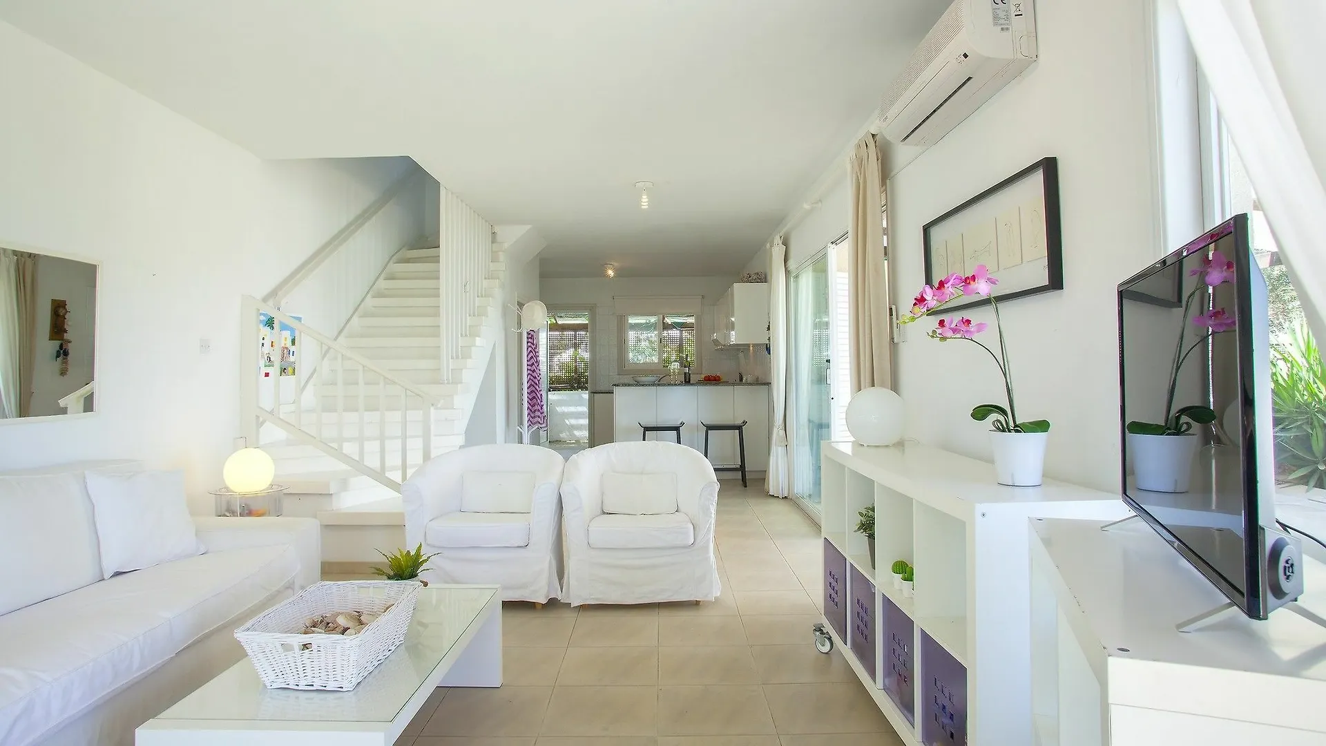 Napa Beachfront Villa Ayia Napa